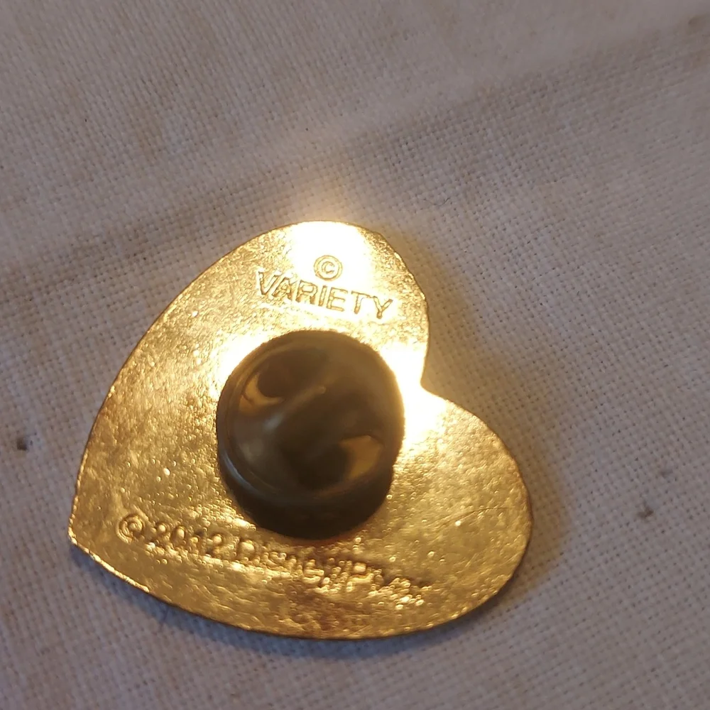 2012 signed Heart Pin Variety Club Children's Charity Monsters, Inc #47 - Picture 2 of 4